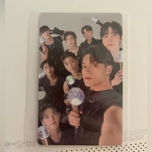 Official Ateez lightstick group photocard